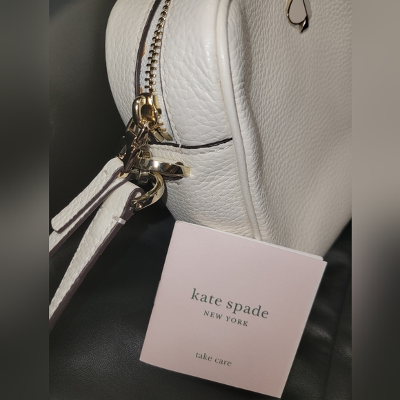 Kate Spade white textured crossbody bag - Picture 9 of 9